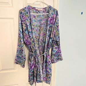 Victoria's Secret Purple and Blue Floral Robe
